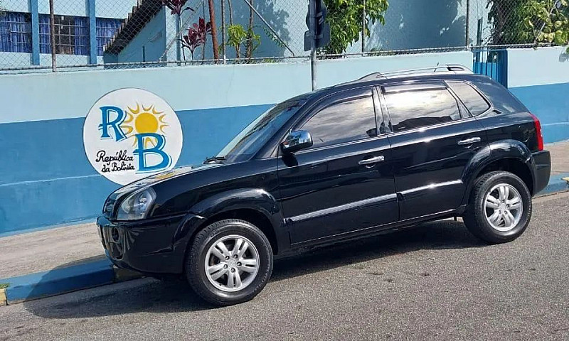 Hyundai Tucson 2.0 1...