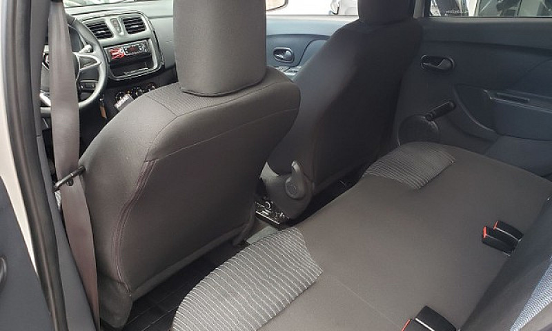 Renault Sandero 1.0 ...