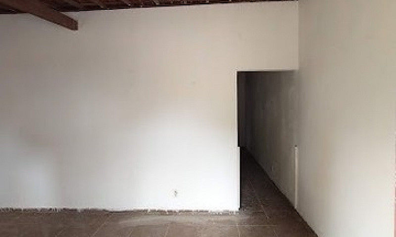 Casa 3/4 Ampla Com G...