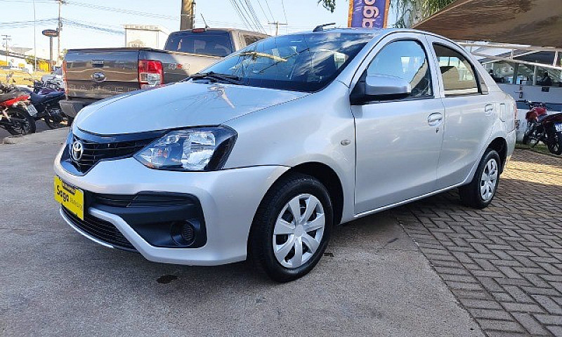 Etios Sedã 18/19...
