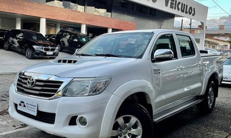 Hilux Srv 2015...