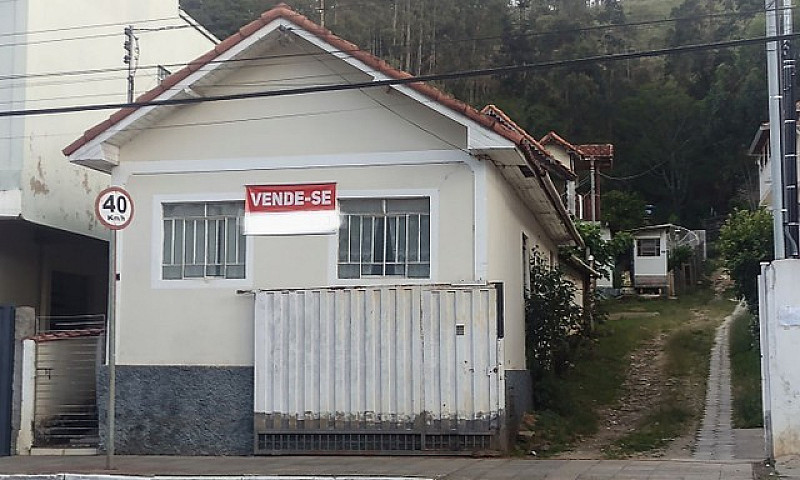 Casa + Chalé No Cent...