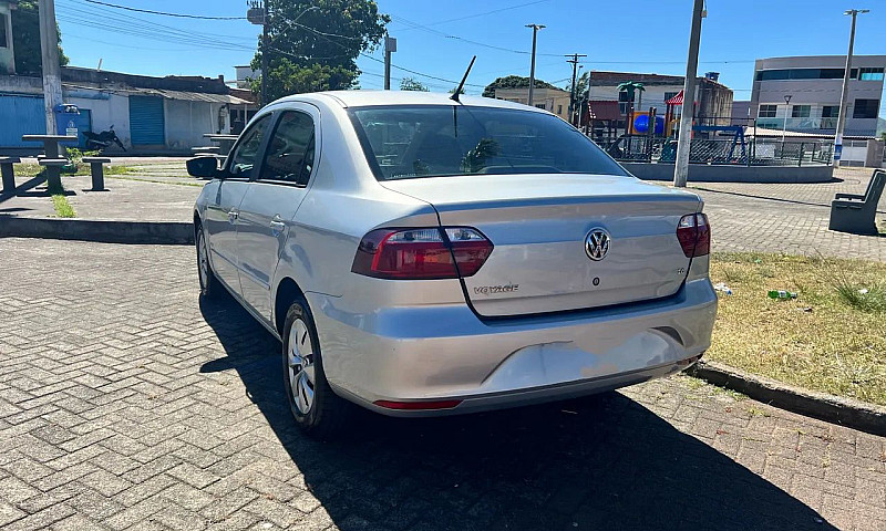 Volkswagen Voyage 1....