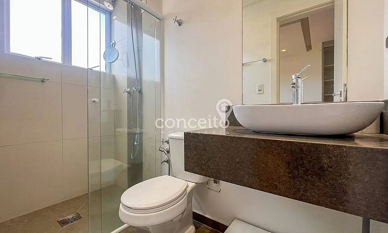 Apartamento Semimobi...