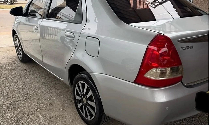 Toyota Etios Platinu...