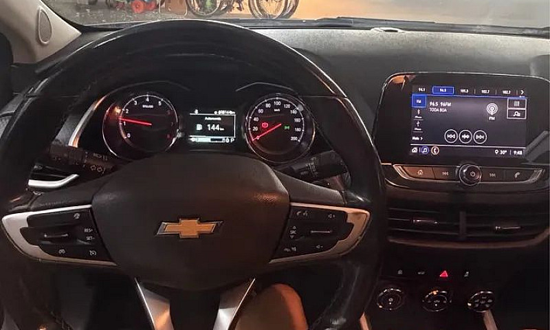 Chevrolet Onix Plus ...