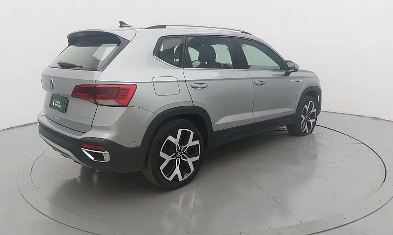 Volkswagen Taos High...