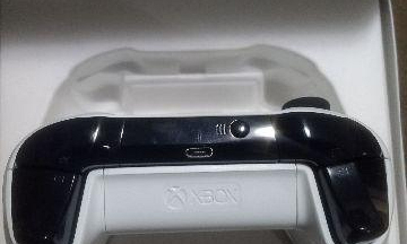 Controle Xbox One...
