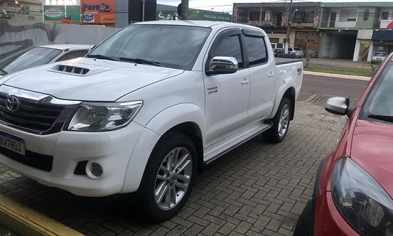 Hilux Srv 2013...