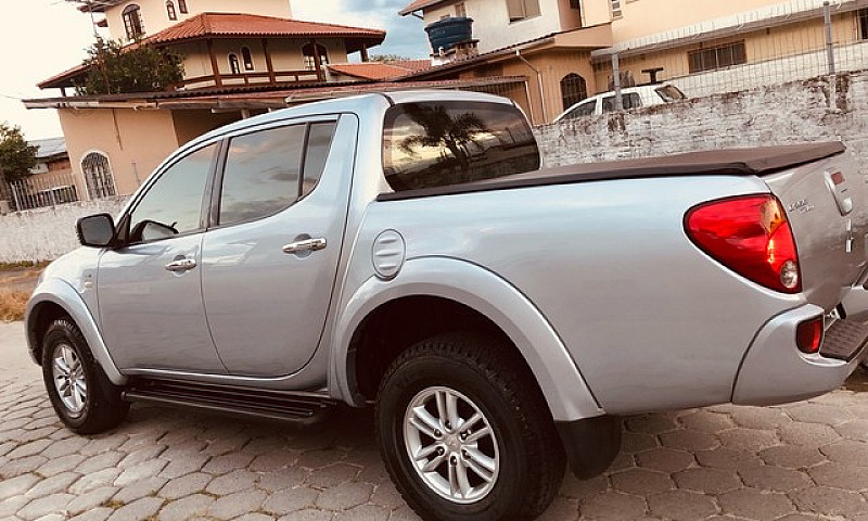 L200 Triton Hpe 2017...