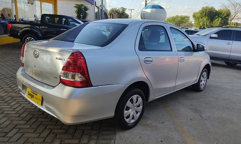 Etios Sedã 18/19...