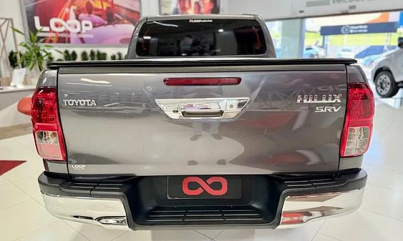 Toyota Hilux 2.8 Srv...