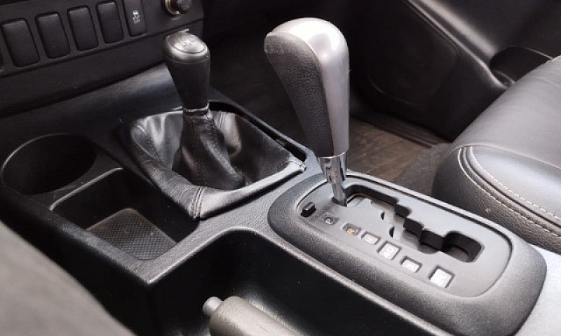 Hilux Cd Srv 4X4 Com...