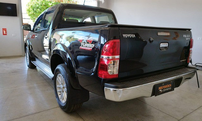 Hilux Cd Srv 4X4 Com...