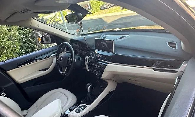 Bmw X1 2016 Com Teto...