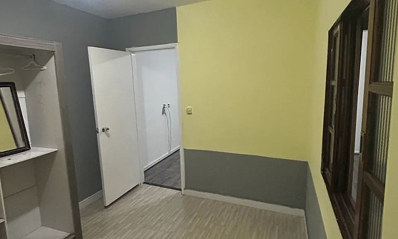 Alugo Casa Há 20 Min...