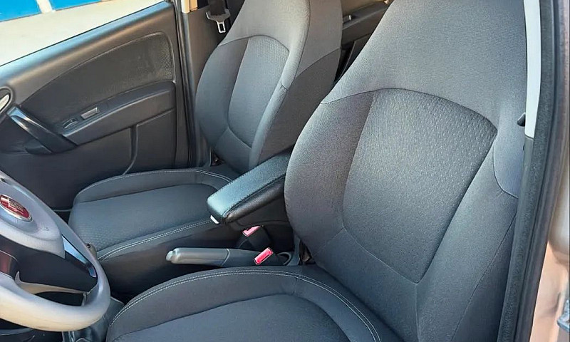 Fiat Grand Siena Att...