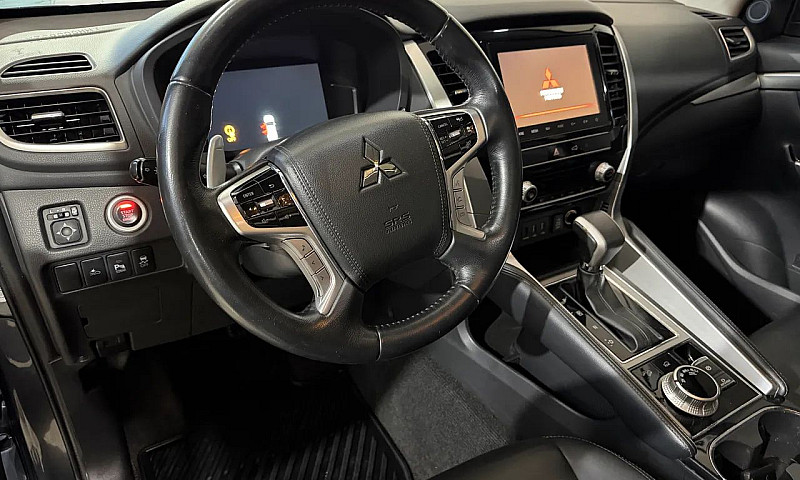 Mitsubishi Pajero Sp...