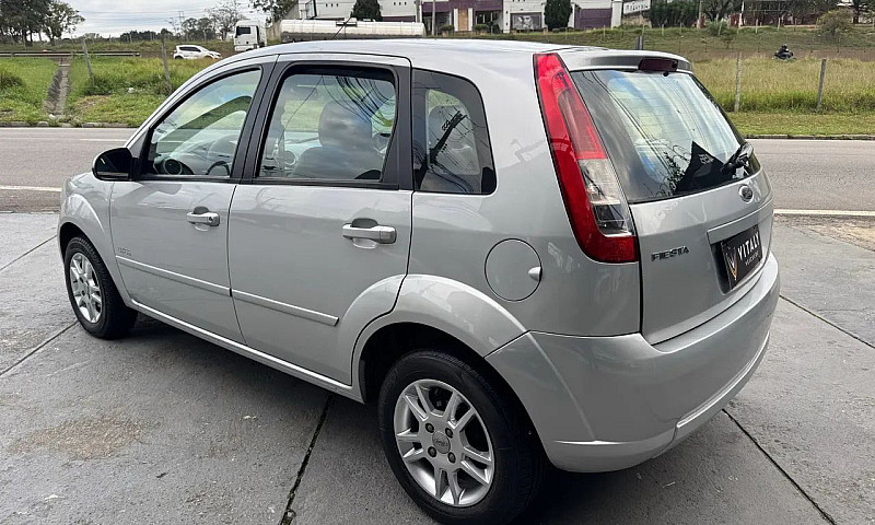 Ford Fiesta 1.6 8V F...