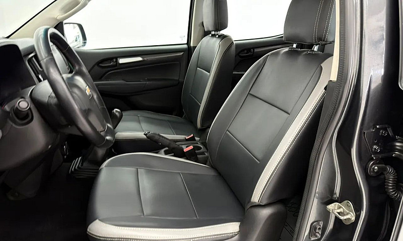 S10 2020 Ls 2.8 Tdi ...
