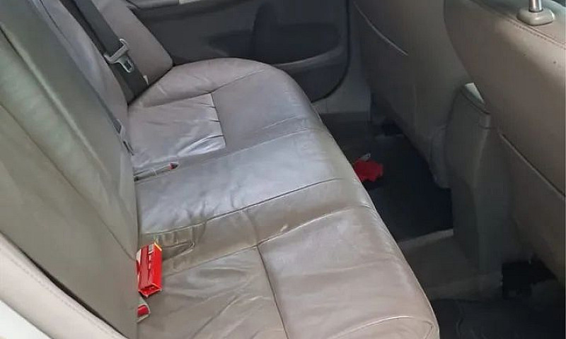 Toyota Corolla Xei 2...