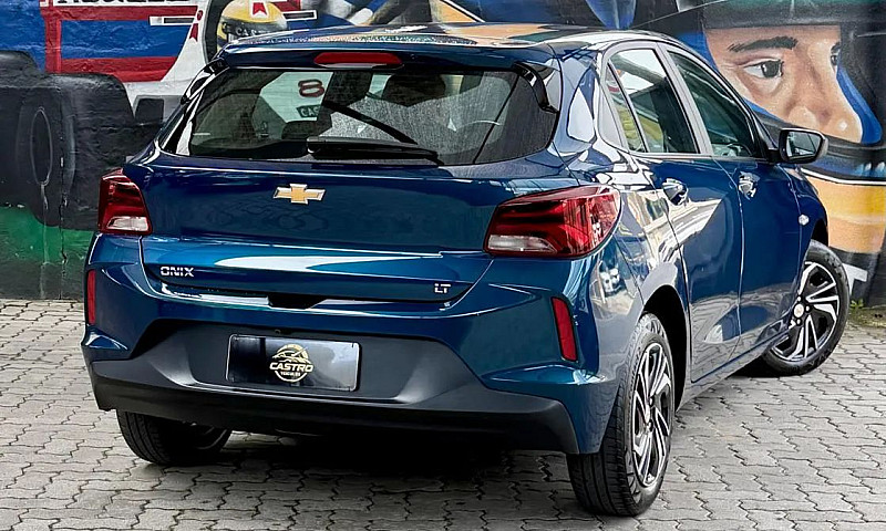 Chevrolet Onix Hatch...