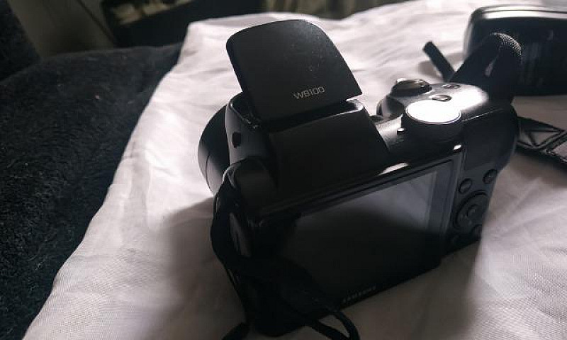 Câmera Samsung Wb100...