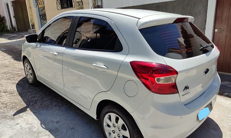 Ford Ka 18/18 - Únic...