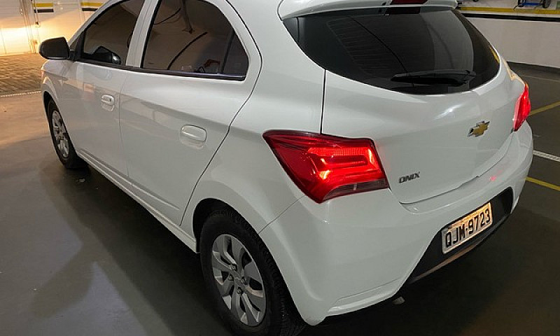 Chevrolet Onix Lt 20...