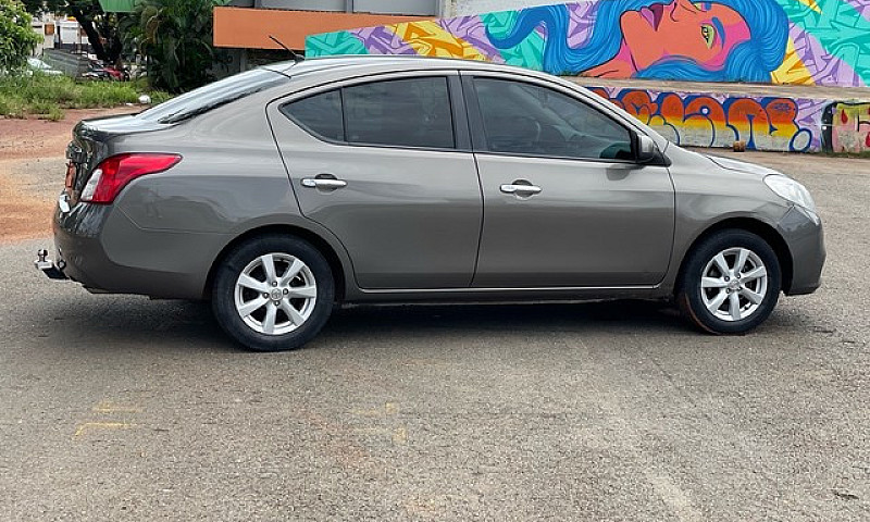 Versa Sl 2012 1.6 Co...