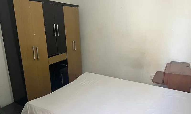 Quarto De República ...