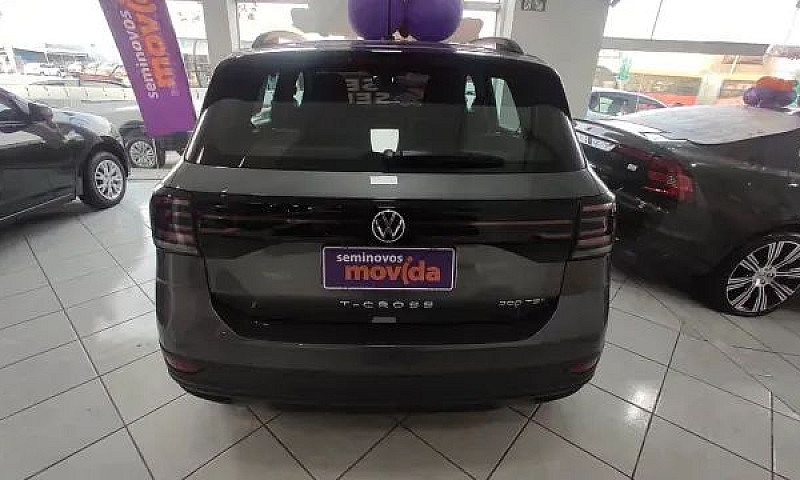 Volkswagen T-Cross 1...