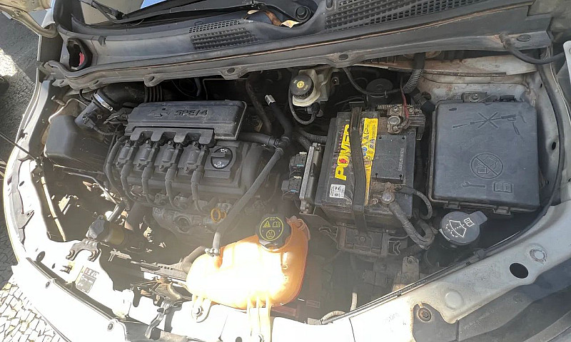 Chevrolet Onix Hatch...