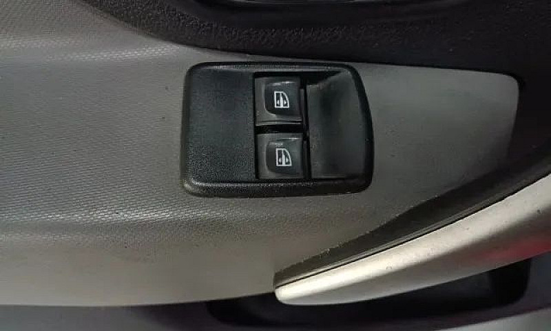 Renault Logan Expres...