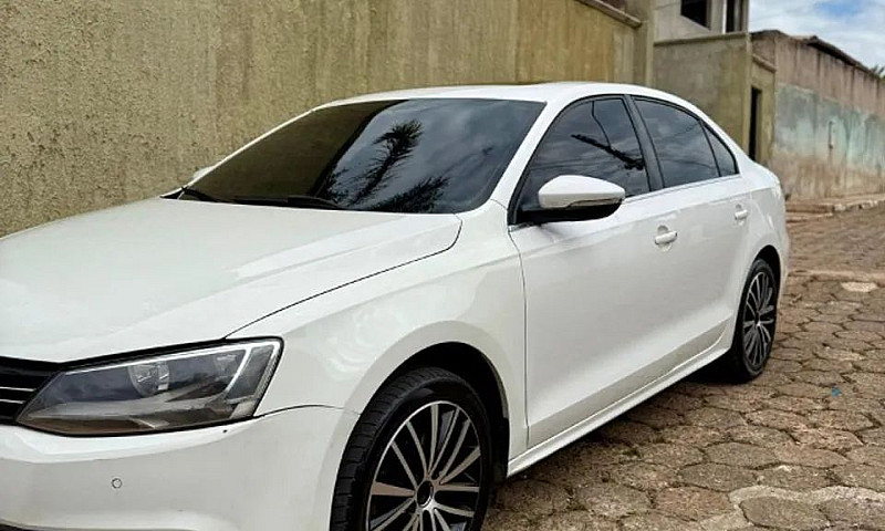 Volkswagen Jetta Hig...