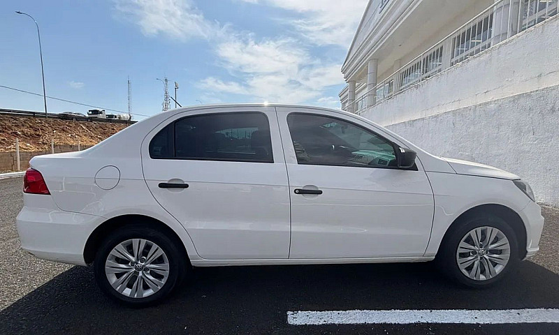 Volkswagen Voyage 1....