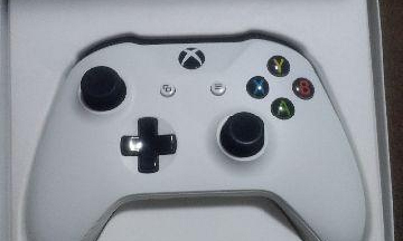 Controle Xbox One...
