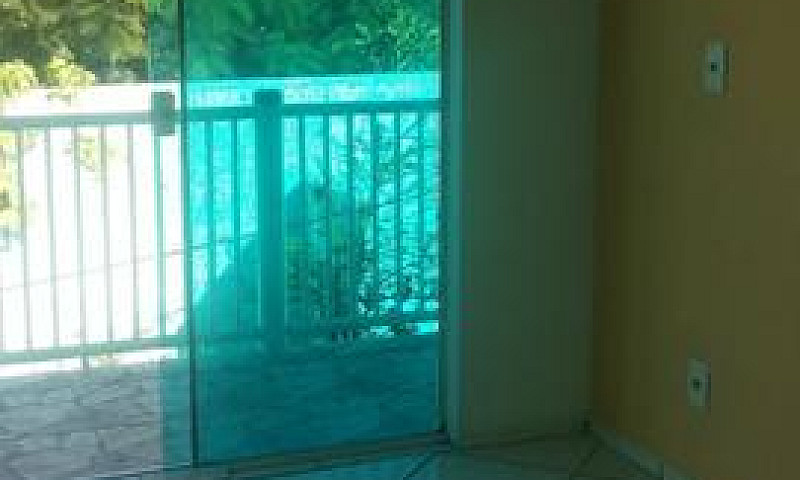 Alugo Apartamento 02...
