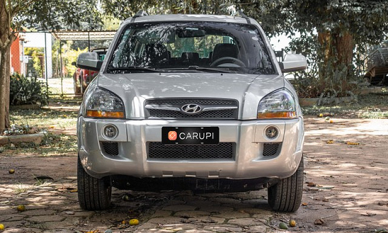 Hyundai Tucson Gls 2...