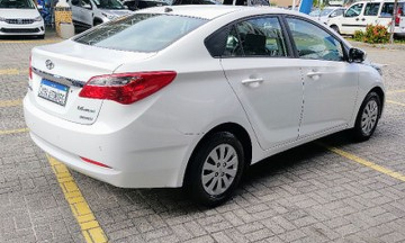 Hyundai Hb20S 1.6 - ...