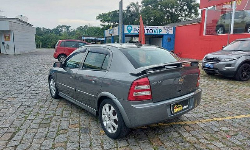 Chevrolet Astra Adva...