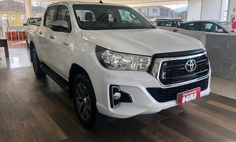 Toyota Hilux 2.8 Srv...