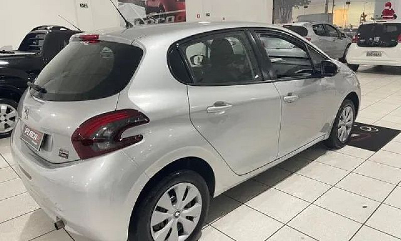 Peugeot 208 Active P...