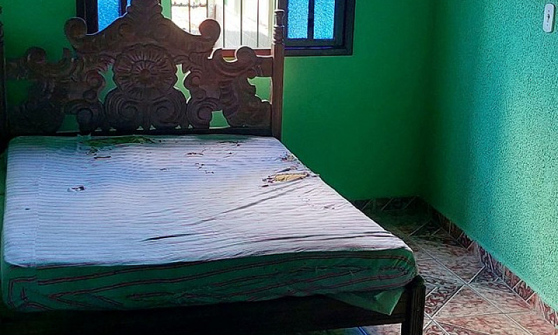 Aluga-Se Kitnet Em V...