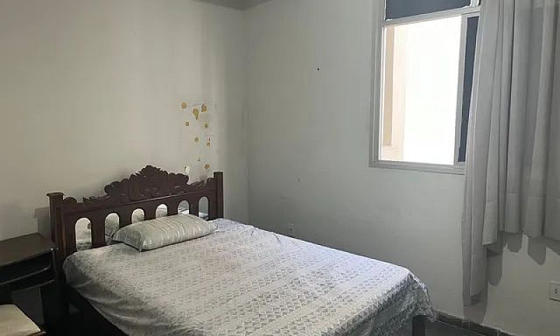 Quarto De República ...