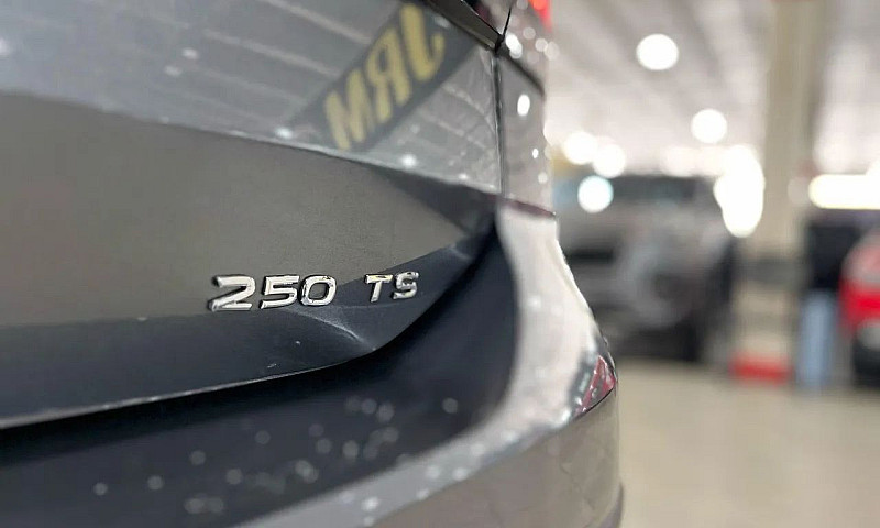 T-Cross - Hig. 250 T...