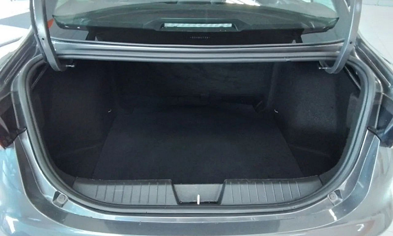 Fiat Cronos 1.3 8V F...