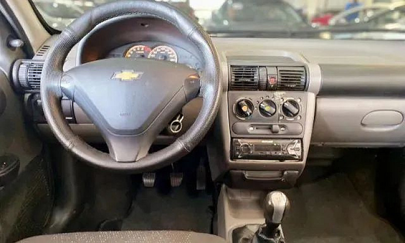 Chevrolet Classic Li...