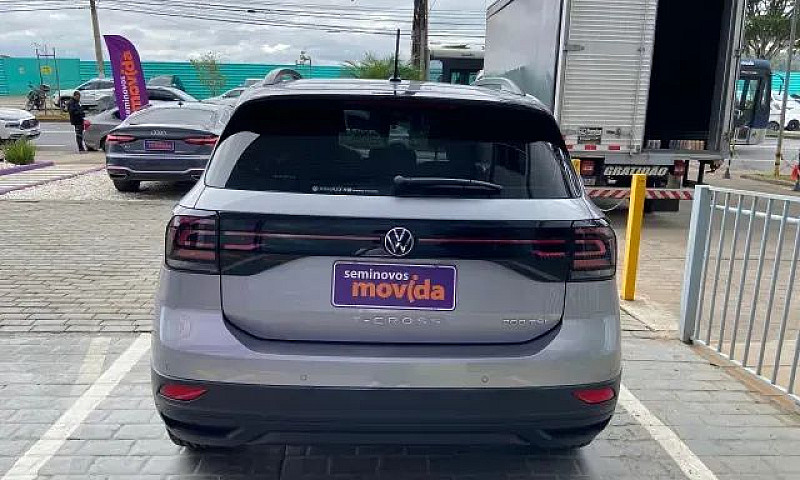 Volkswagen T-Cross 1...