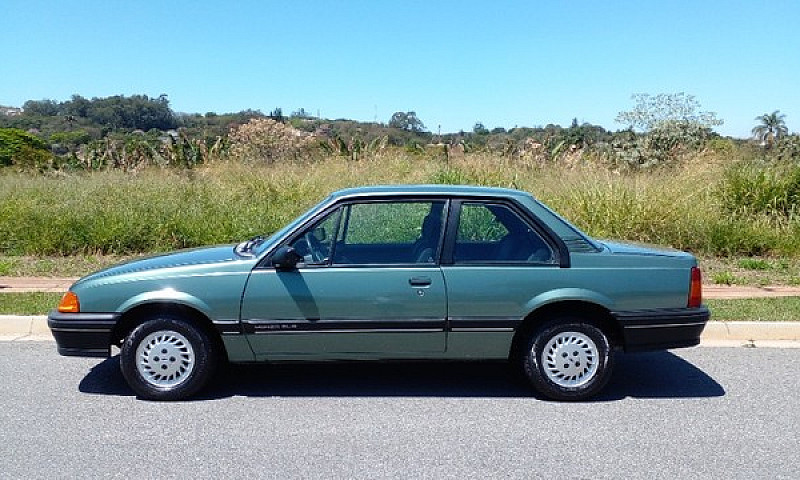 Chevrolet Monza Sl/E...